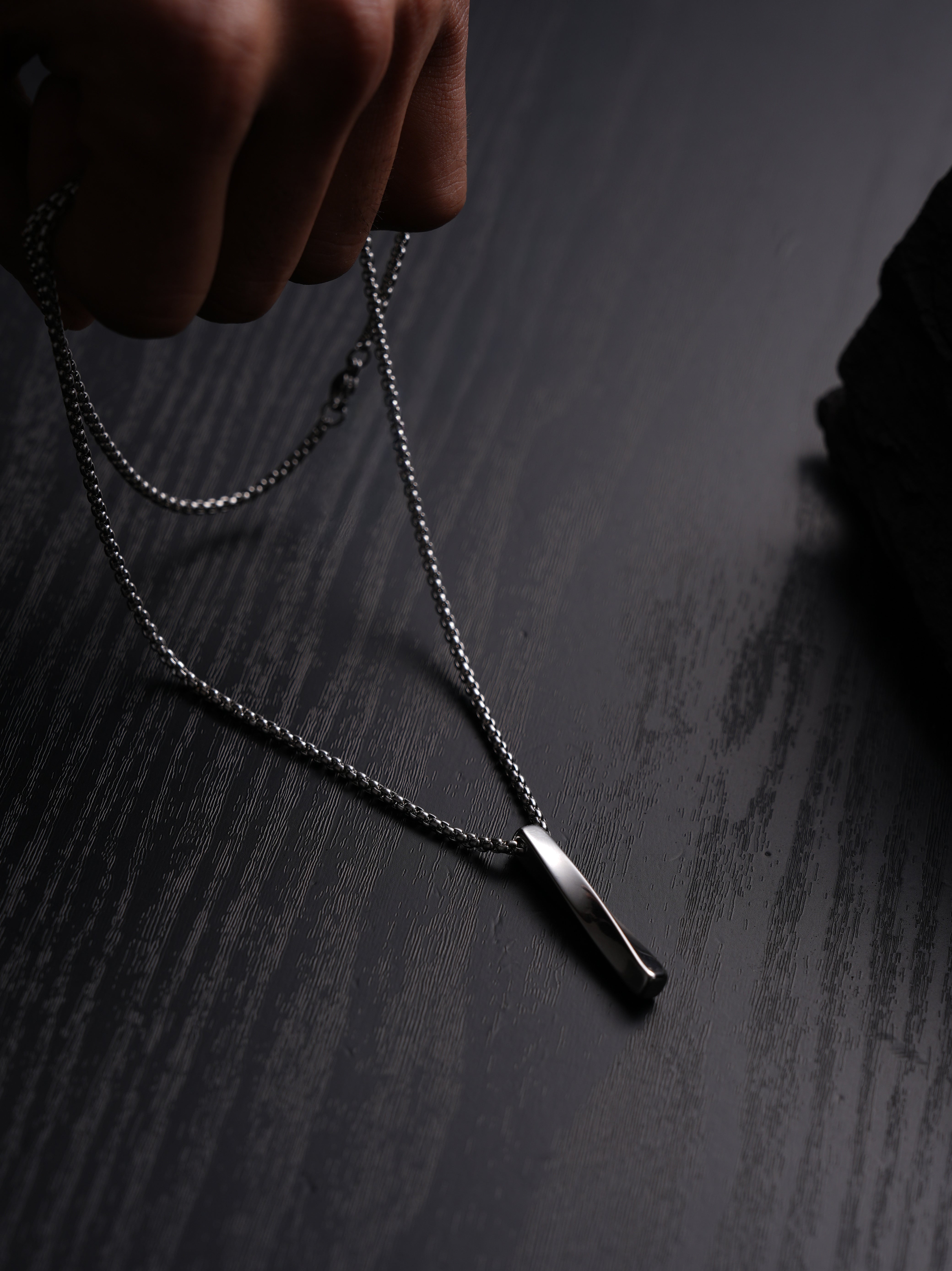 Torque Bar Necklace