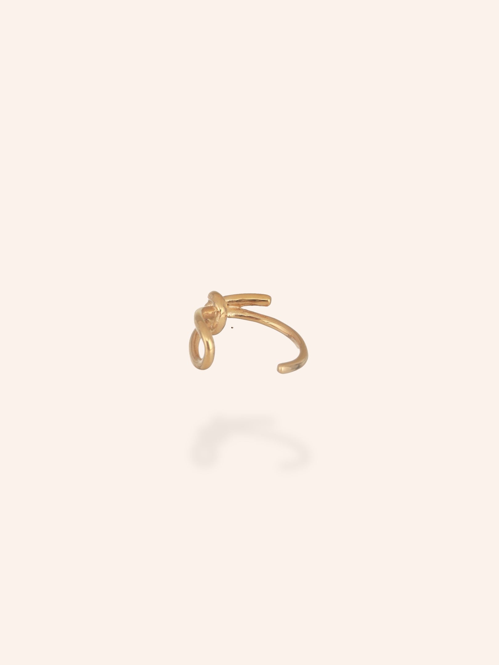 Golden Bow Knot Ring - 18K Gold Plated