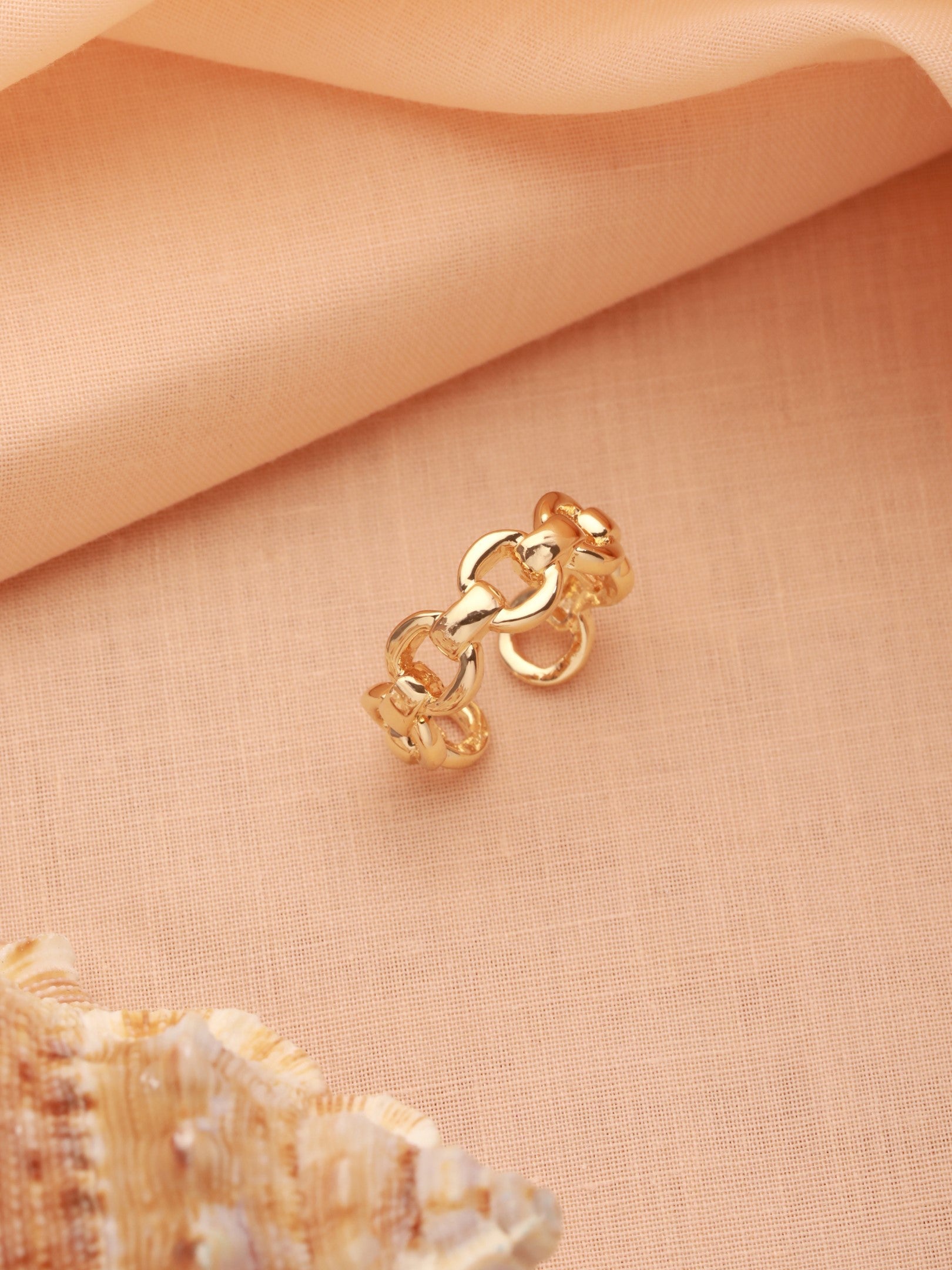 Chic Chain Ring-18K Gold Plated